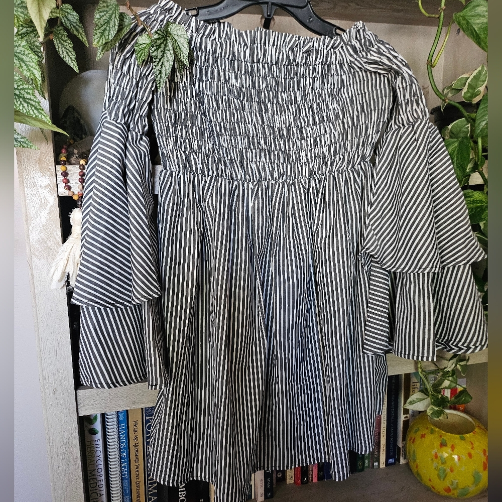 Latiste Off The Shoulder Top